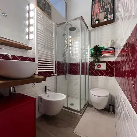 Casa Holden - Fully Equipped Flat Near Sempione Park And Metro